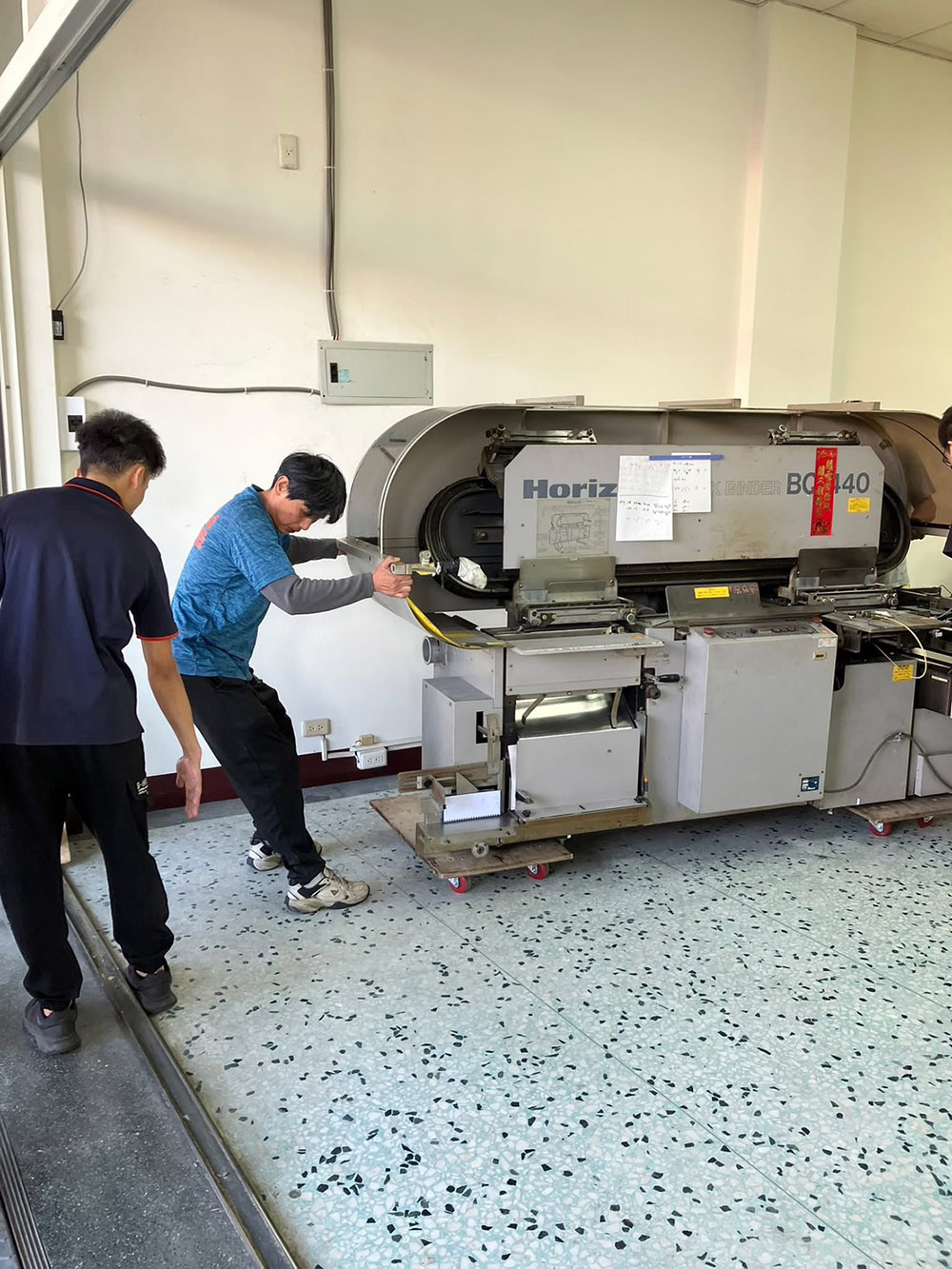 大里區工廠精密儀器設備搬遷2