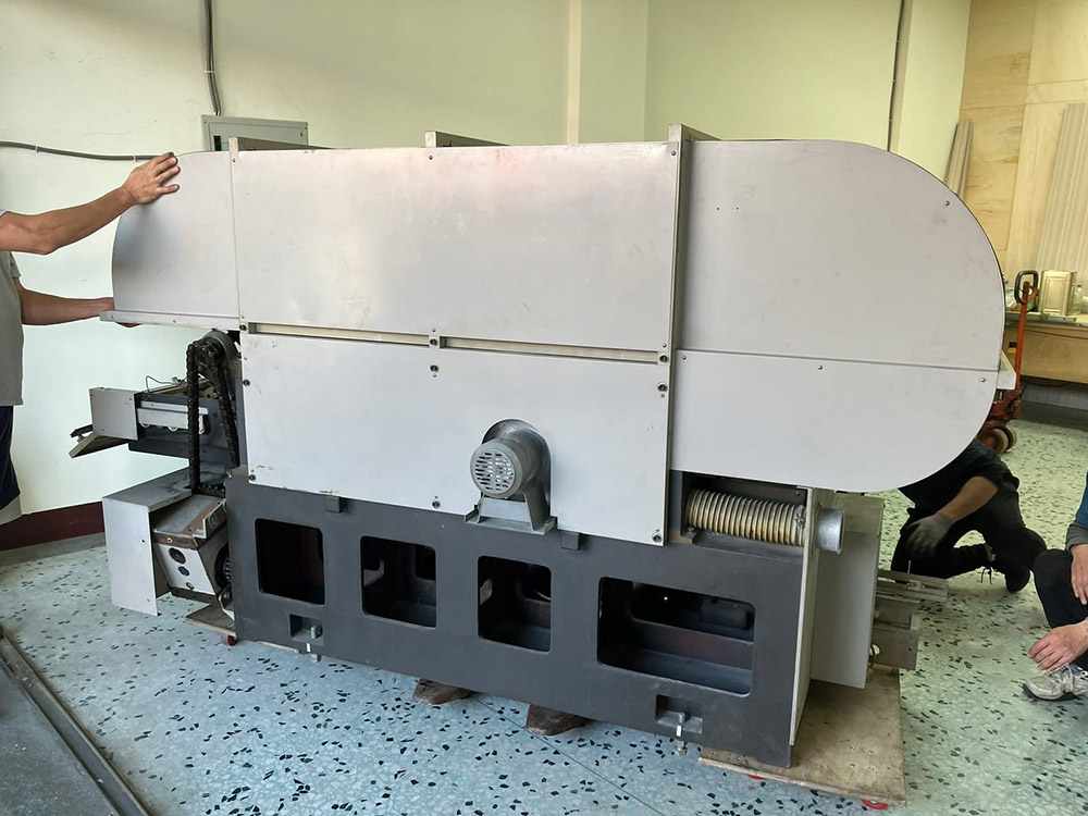 大里區工廠精密儀器設備搬遷3