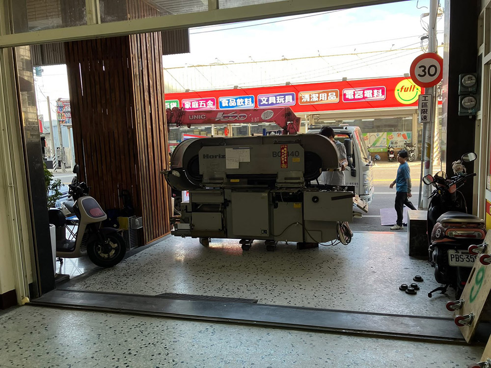 大里區工廠精密儀器設備搬遷6