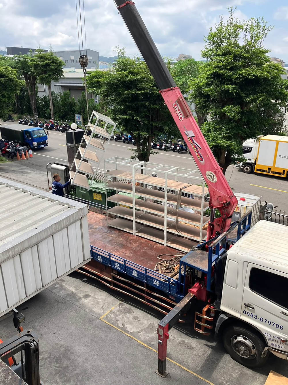 大里區公司工廠搬遷1